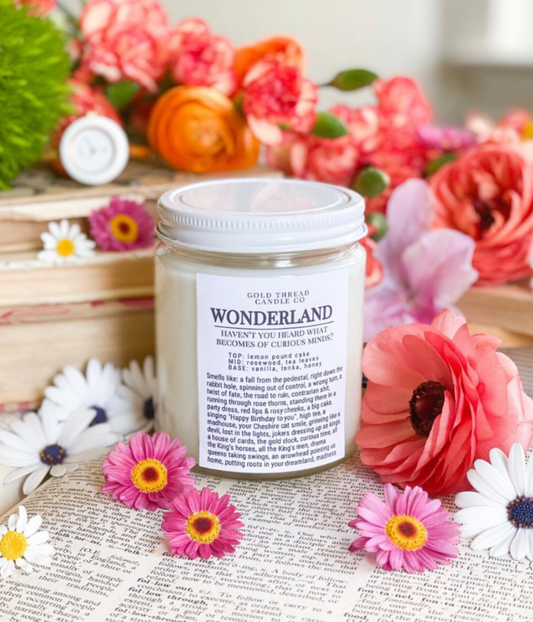 Wonderland 8 oz Tea & Cake Candle